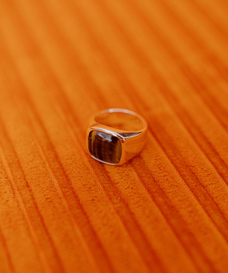 IX Cushion Signet Ring Tiger Eye Silver